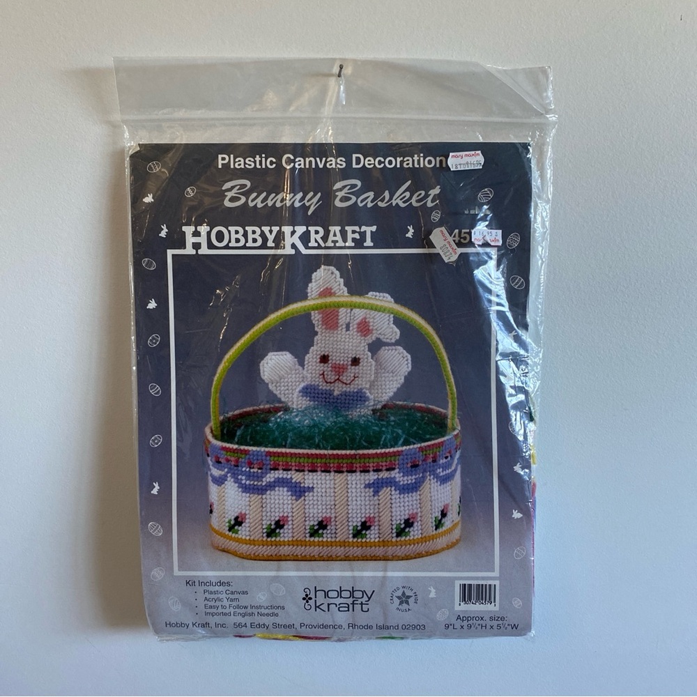 Bunny Basket by Hobby Kraft Kit 4579 Plastic Canvas Needlecraft Kit - Easter NEW